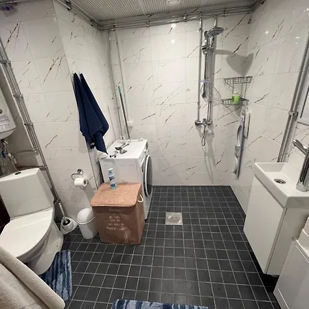 Apartment Emmaste Apartment *